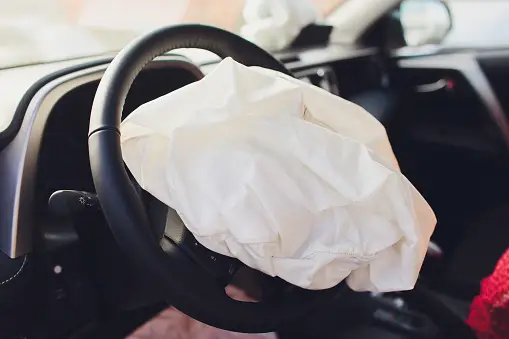 What happens if the airbag didn't go off in an accident?