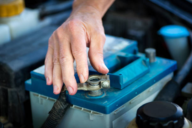 Can a car battery go dead from sitting?